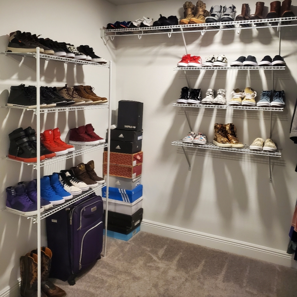 I LOVE SNEAKERS, SCENTS AND ROLEX WATCHES